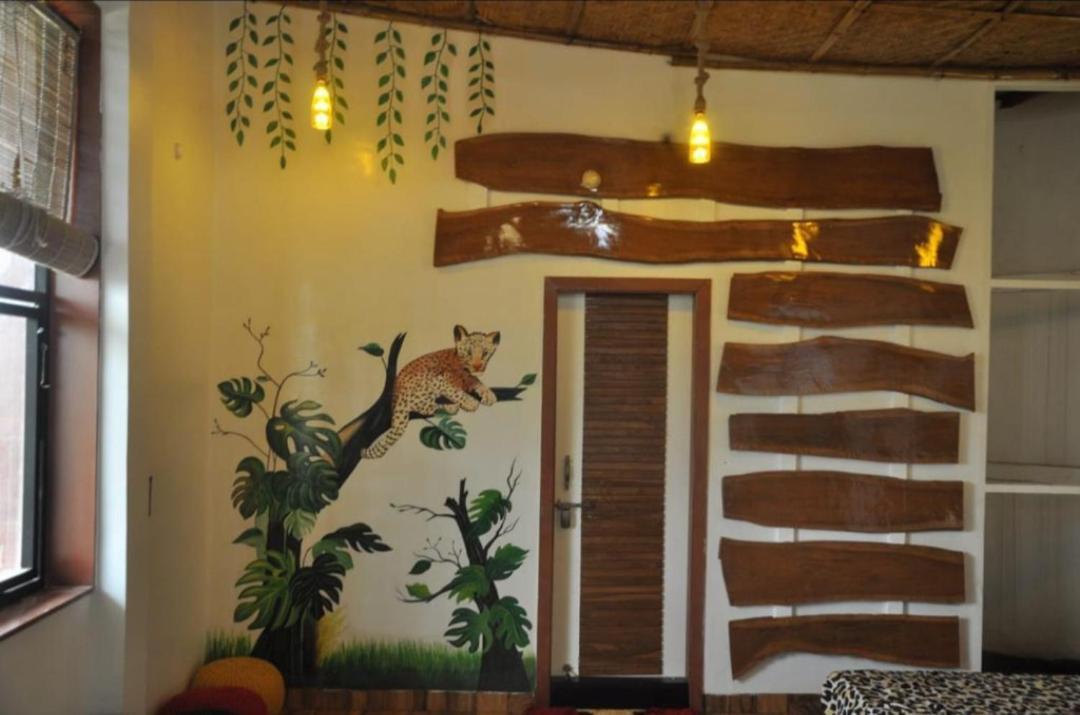 Leopard Farmhouse Mhow Exteriör bild